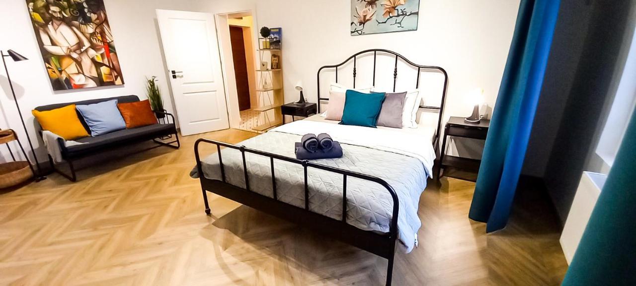 Апартаменти Timpuri Noi Studio With Self Check In Бухарест Екстер'єр фото
